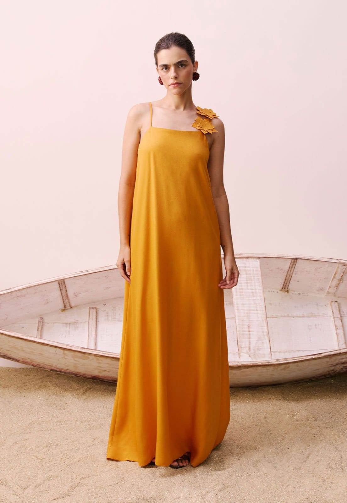 Vestido CaCay Longo Alça Aplique Flor