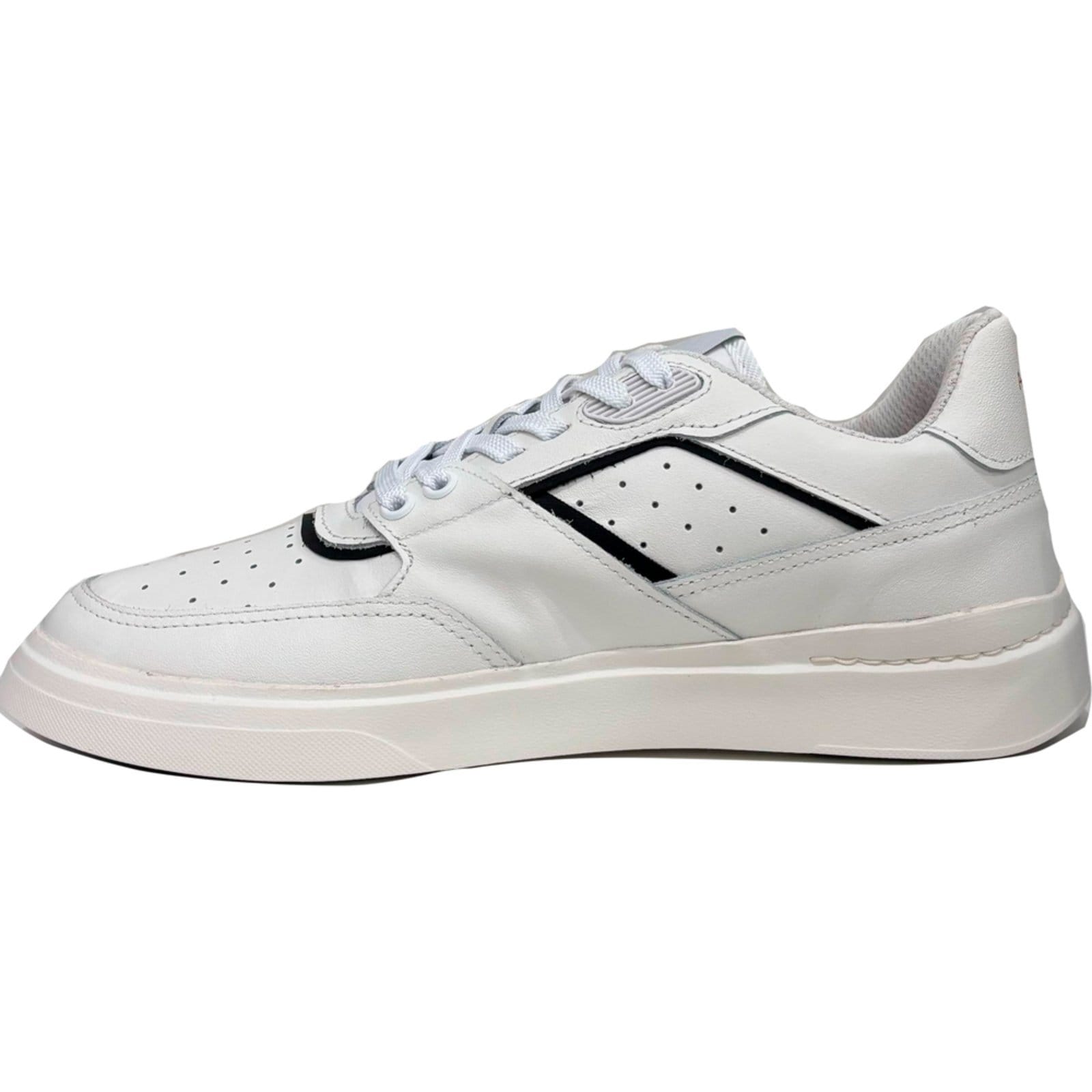 Vista 2 Tênis Aramis Journey Accent e Preto Masculino Aramis branco