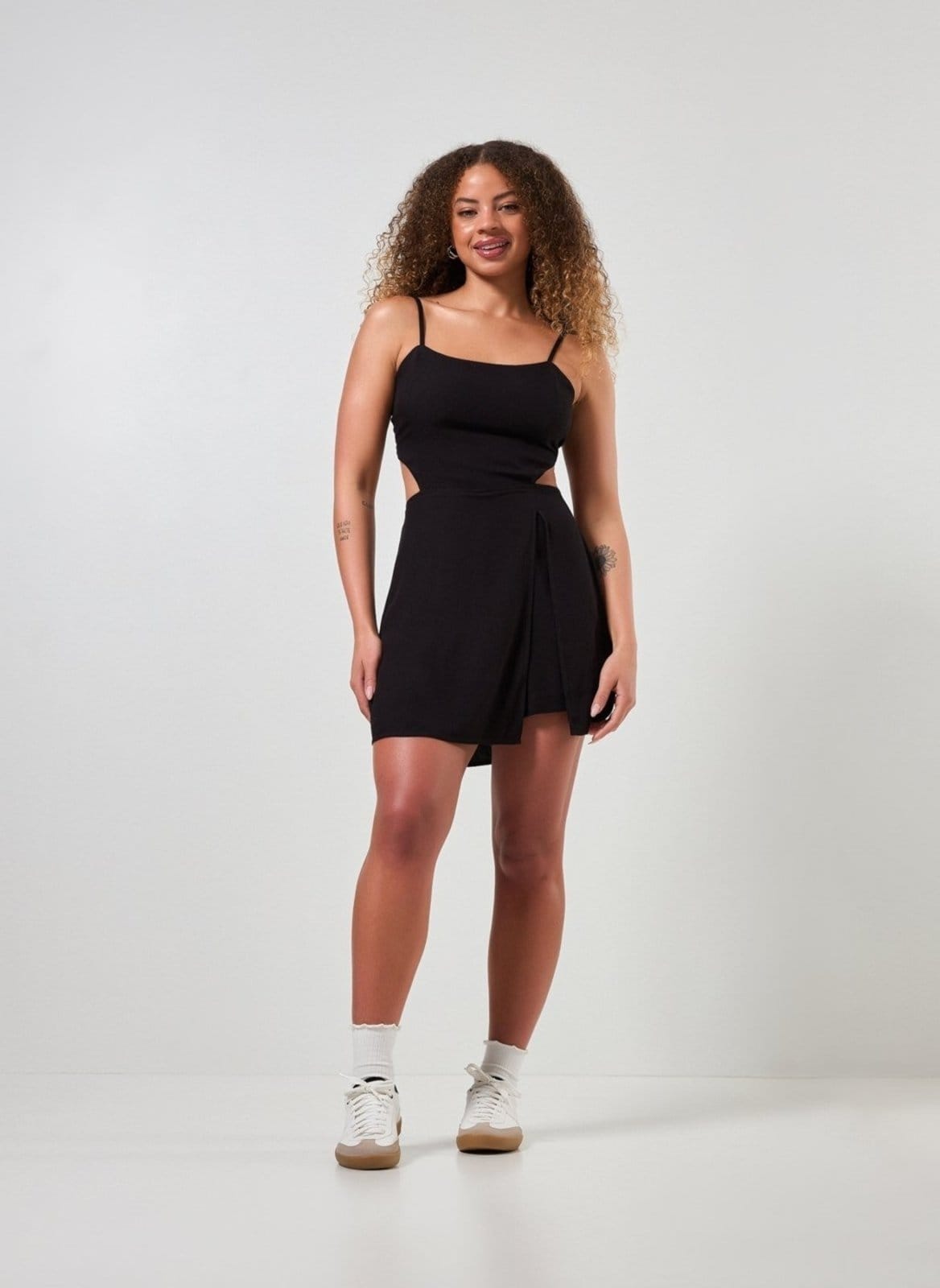 Vista 2 Vestido Macaquinho Curto Com Fenda Youcom multicolorido