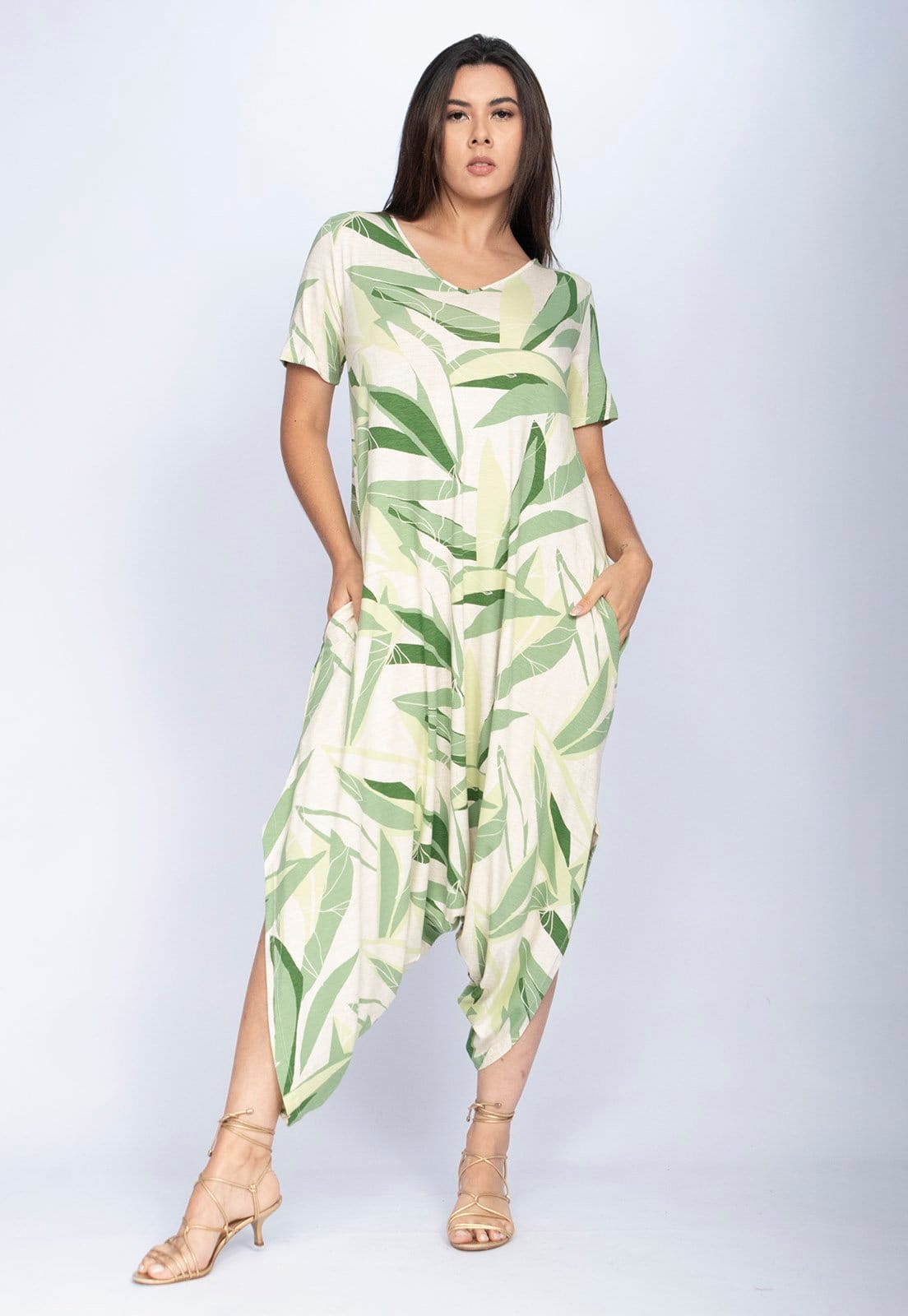 Macacão CabanaFree Saruel Malha Pantacourt Grumari com Manga Estampa Verde Selvagem