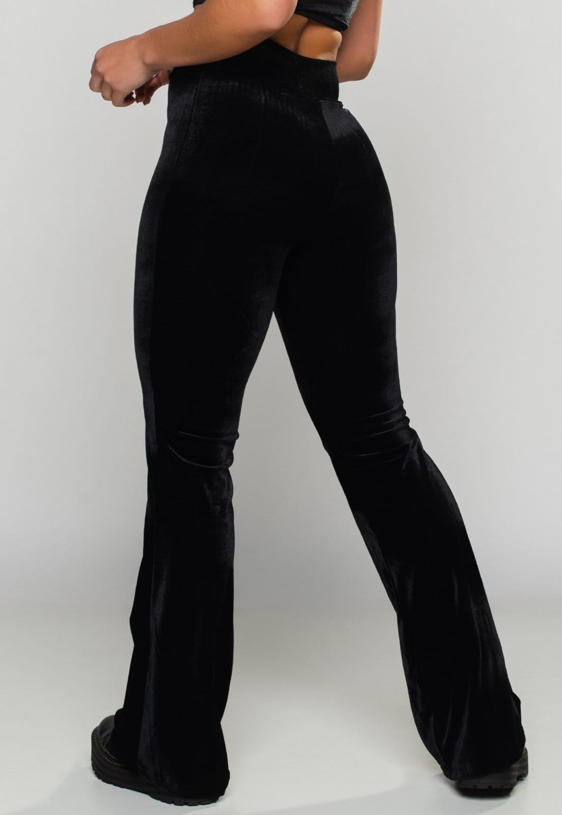 Vista 2 Calça MVB Modas Feminina Flare Pantalona Veludo Preta Mvb Modas preto