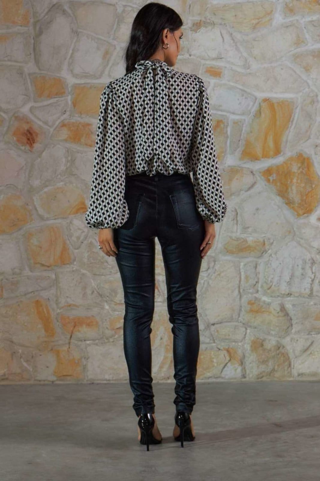 Vista 2 Calça Vanibele Skinny Preta Vanibele preto