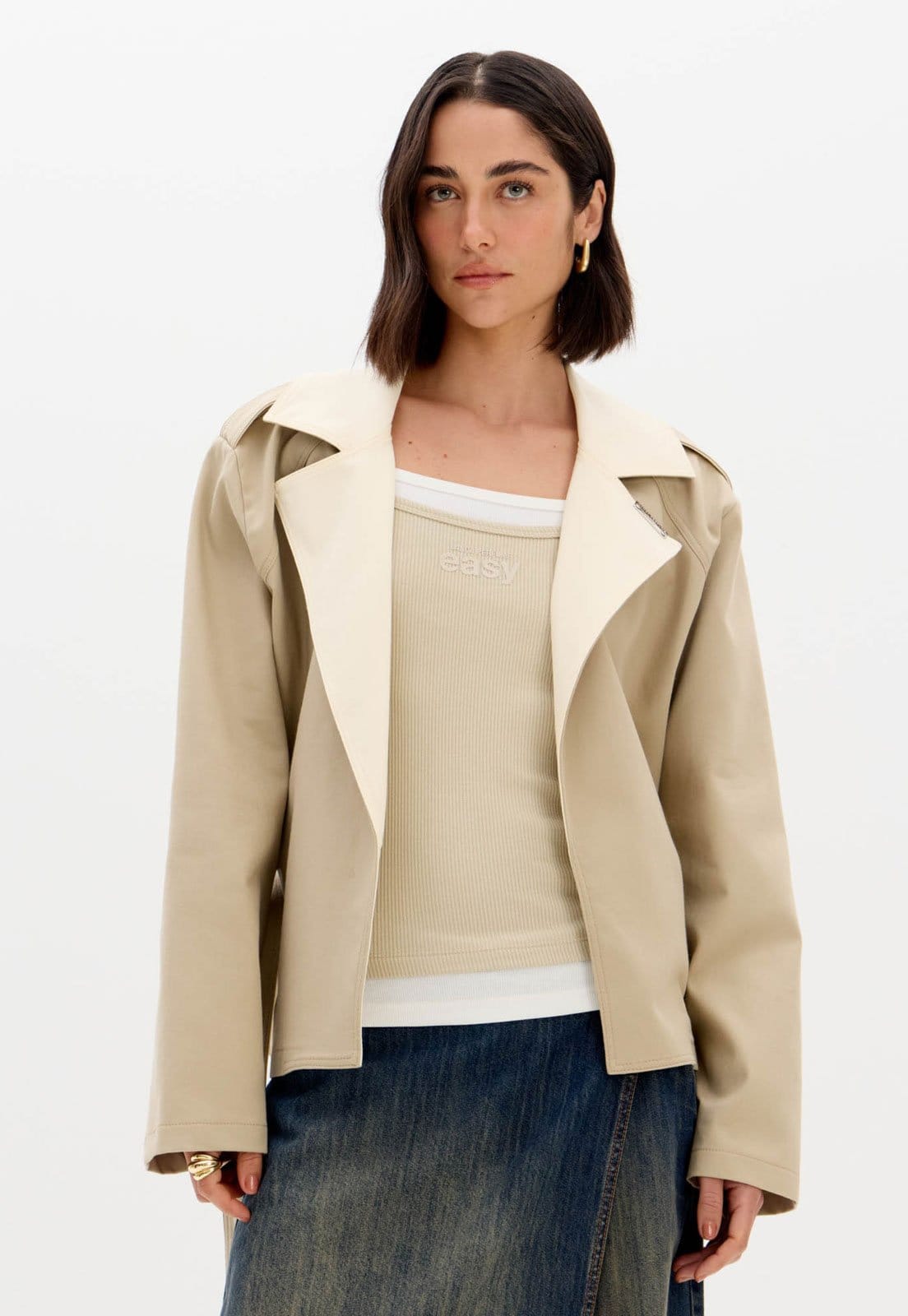 Jaqueta Feminina Lança Perfume Gola Ampla