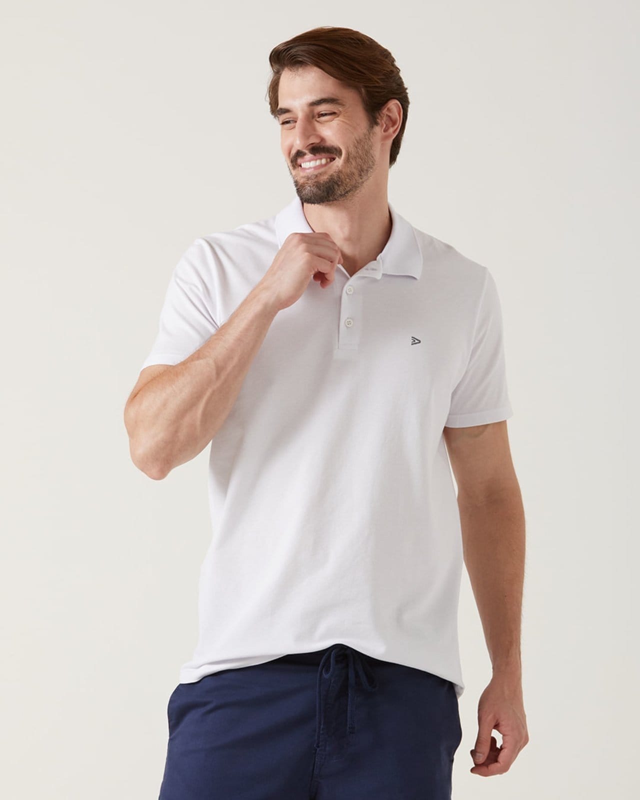 Vista principal Camisa Polo Básica Masculina Bordado Frontal Em Piquet Stretch Malwee branco
