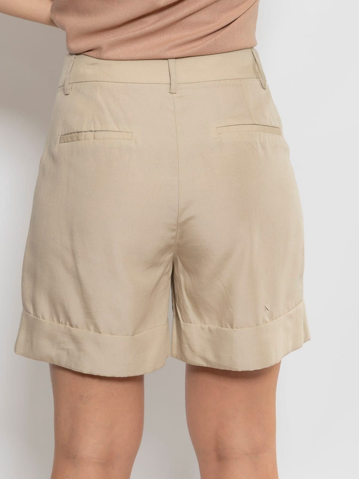 Vista 2 Shorts Linho Feminino Básico Crocker - 50626 Crocker bege