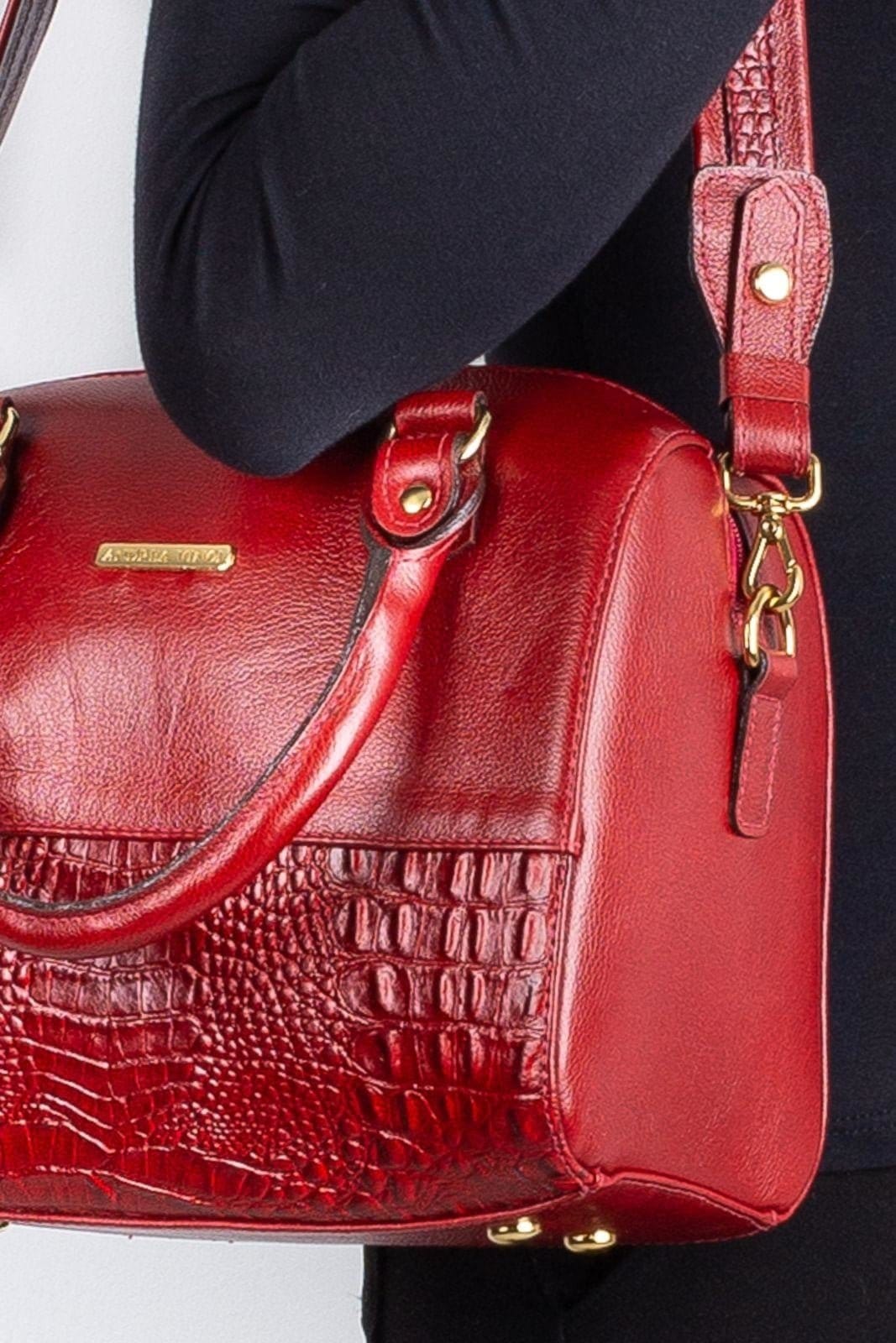 Vista 2 Bolsa baú de mão em couro liso Sthefani Andrea Vinci vermelho