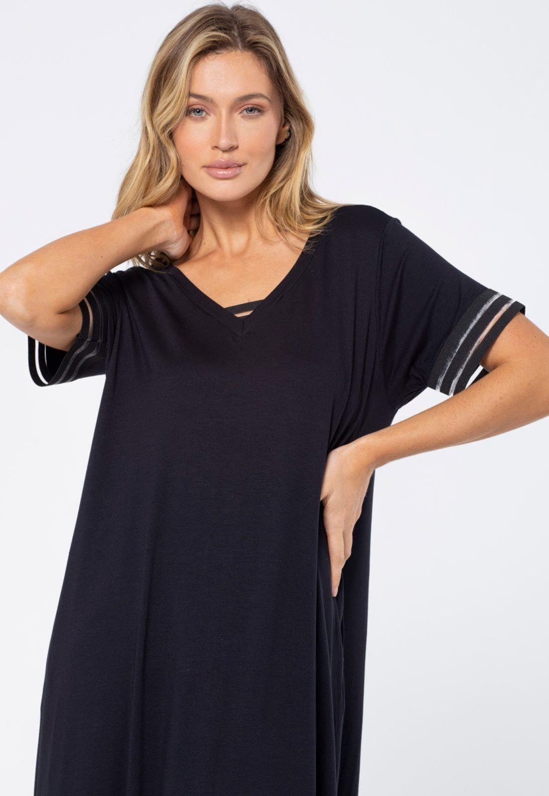 Vista 2 Vestido Midi Amazonia Vital Malha com Bolso Detalhe nas mangas e busto Amazonia Vital preto