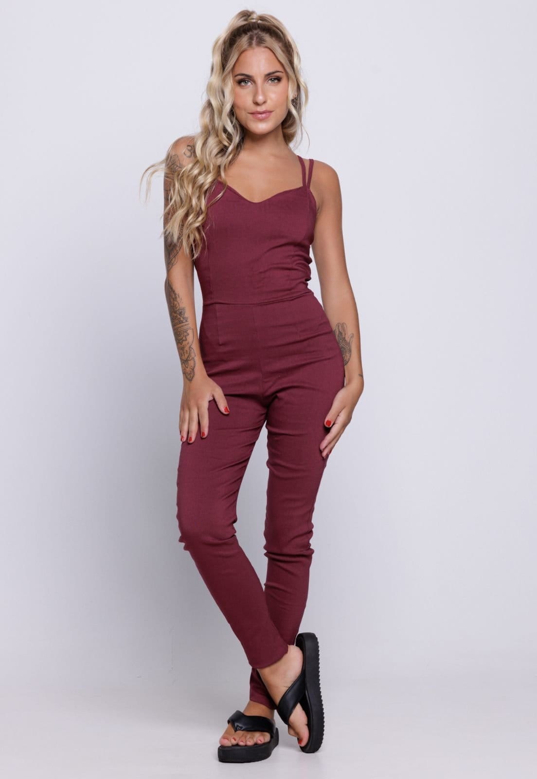 Macacão Casual Vekyo Liso Bengaline