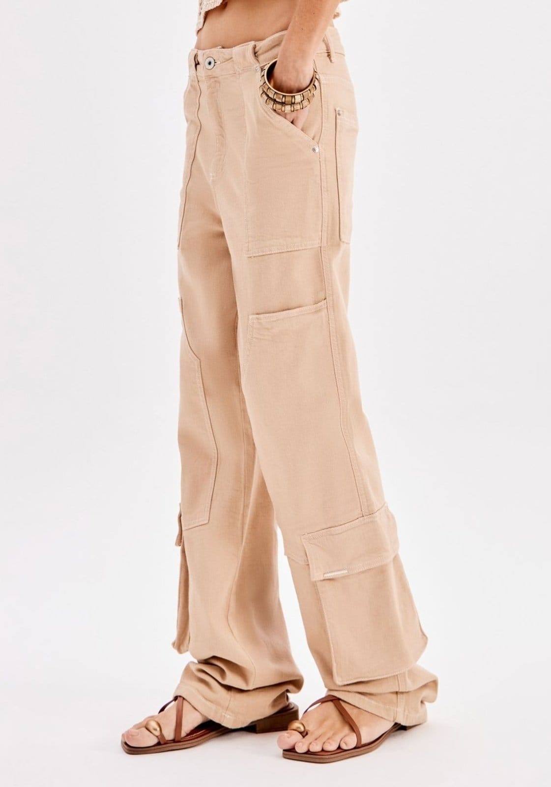 Vista 2 Calça Sarja Full Length Cargo Cintura Alta My Favorite Things bege