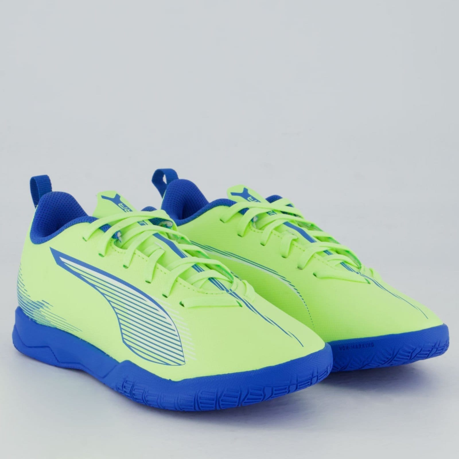 Vista 2 Chuteira Puma Ultra 5 Play Futsal Juvenil Puma verde