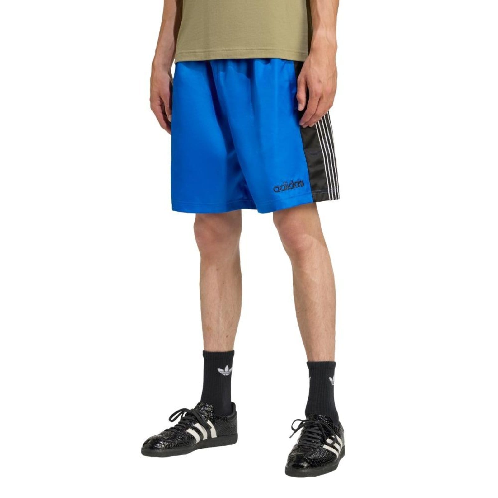 Shorts Arquivos adidas Originals