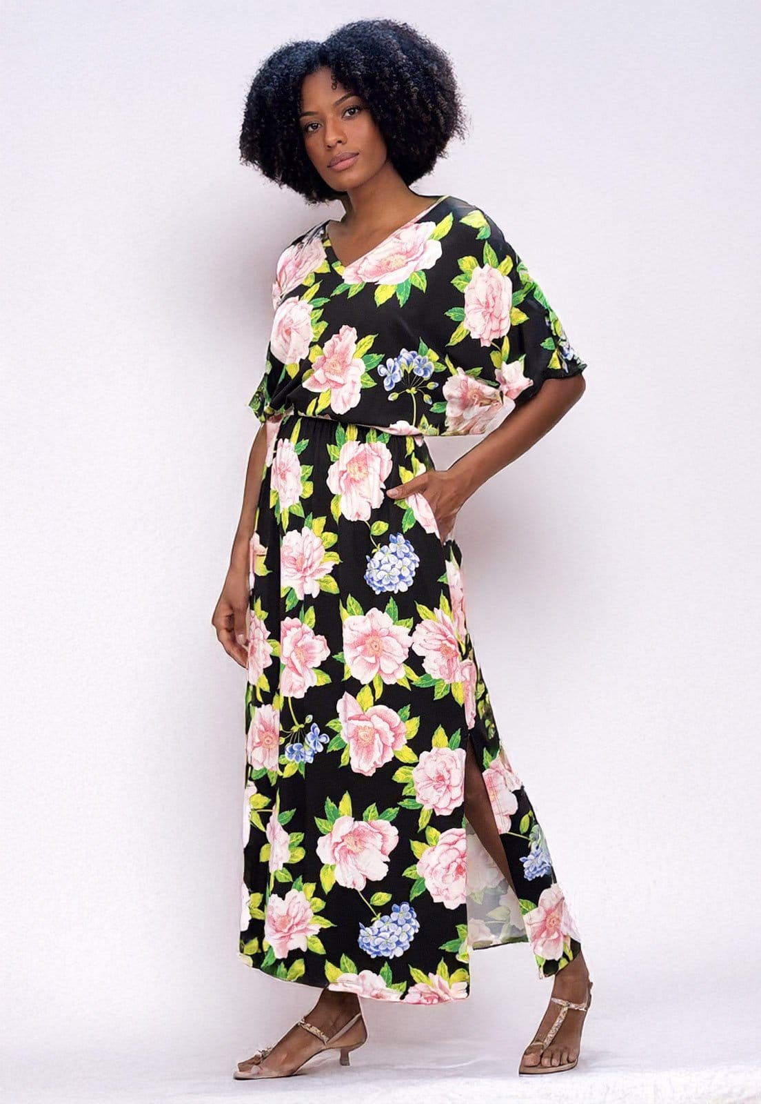 Vestido Longo Plano Estampa Rosas