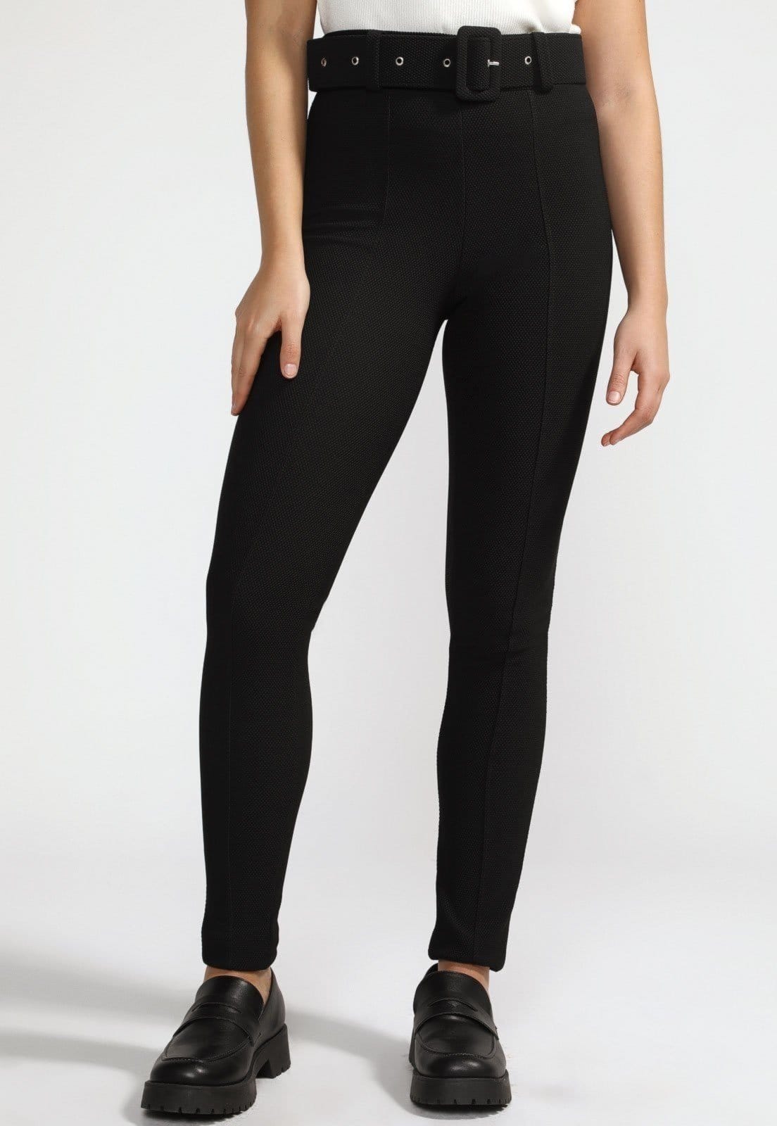 Vista 2 Calça Skinny D Bell Outlet Fashion Alfaiataria Cinto Preta D BELL OUTLET FASHION preto