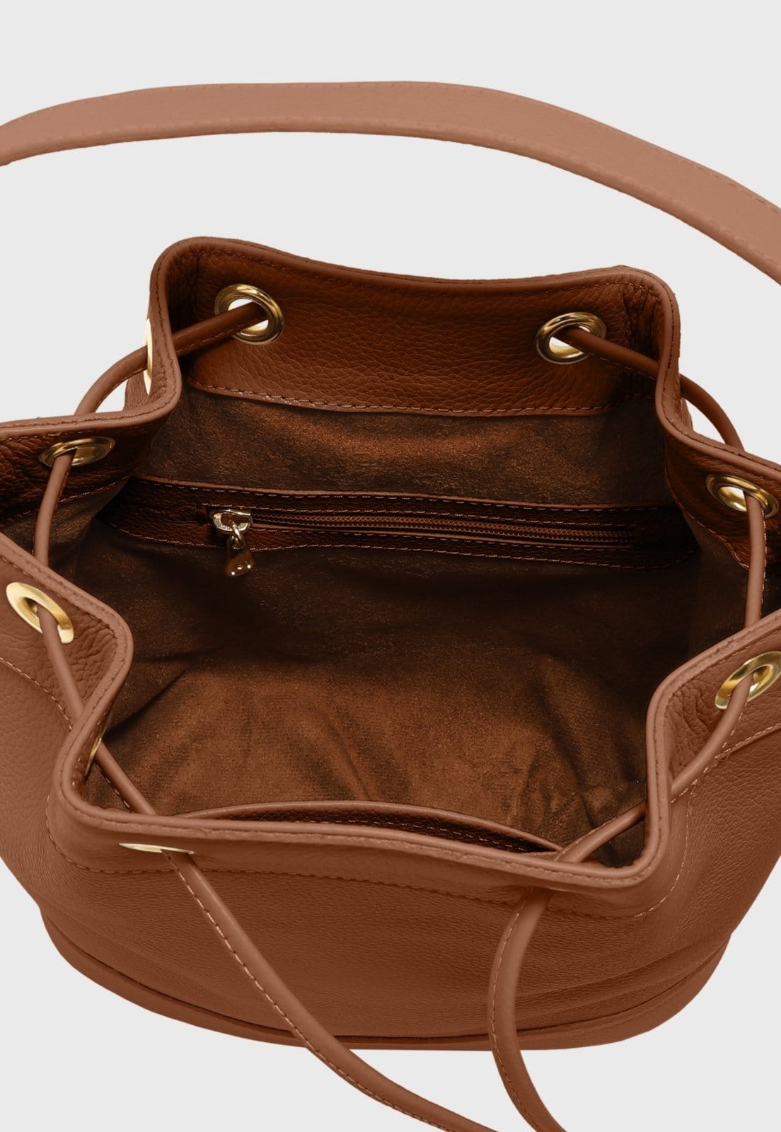 Vista 2 Bolsa Bucket Transversal Couro Mariart Chia Camel Mariart caramelo