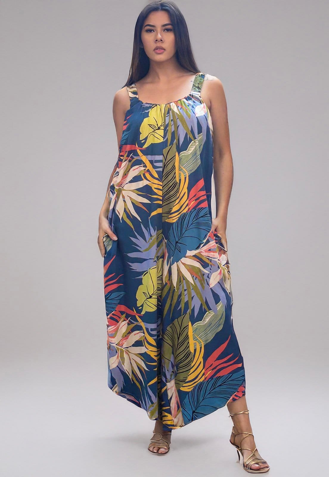 Macacão Amazonia Vital Saruel Viscose Alça com Elástico Estampa Brisa Botânica