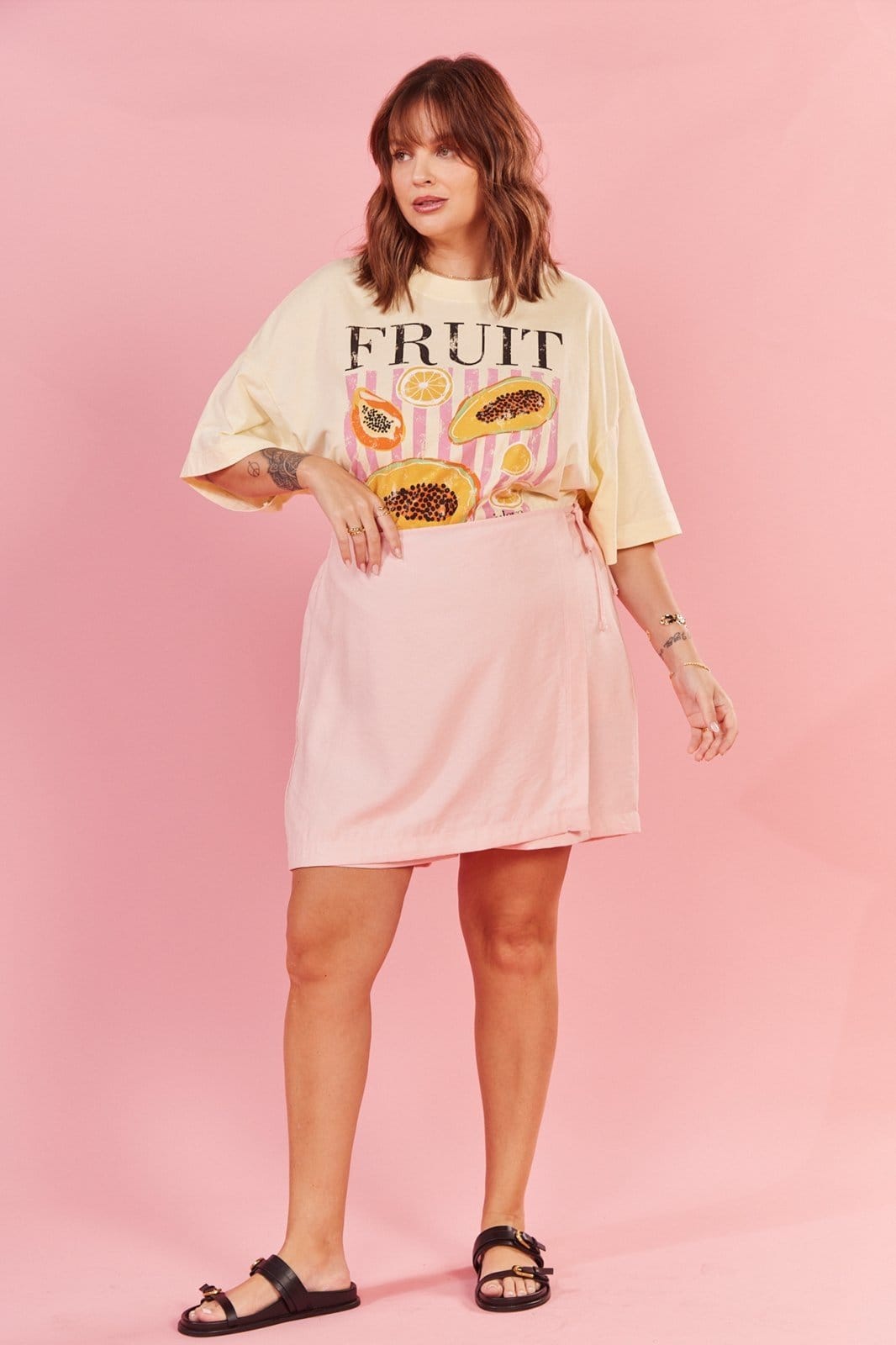 Vista 2 Shorts Saia In Love Curta Pietra In Love rosa