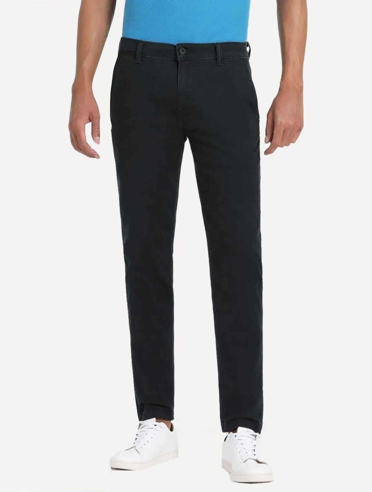 Vista principal Calça Levis Masculina de Sarja Slim Taper XX Chino Mineral Preta Levis preto