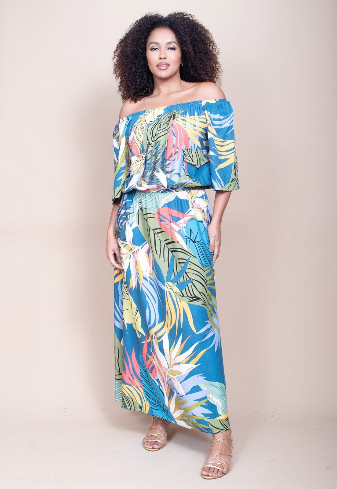 Vista principal Vestido Midi Cabanafree Ciganinha Viscose com Lapela Estampa Brisa Botanica Cabanafree azul/estampado/rosa/verde