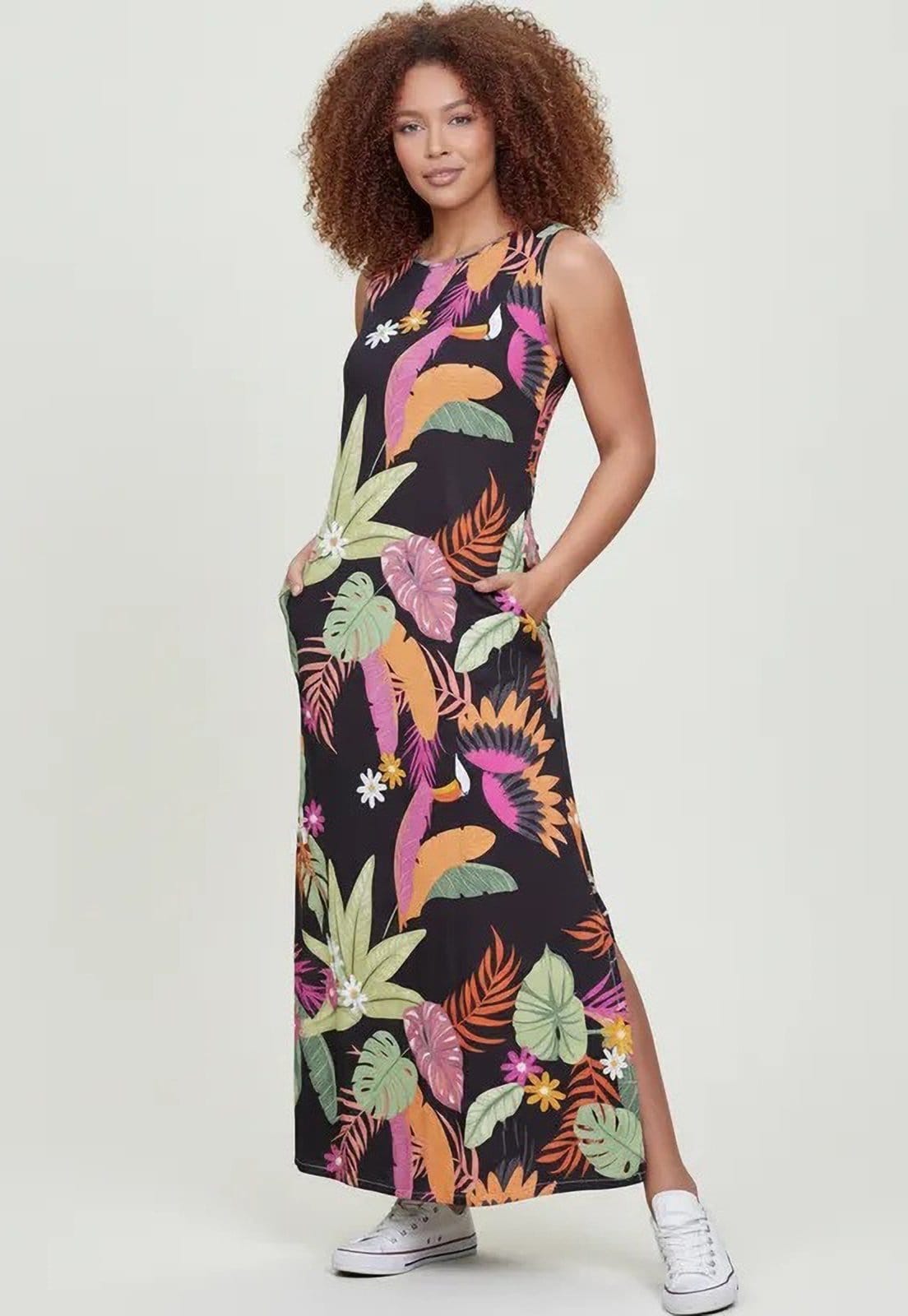 Vestido CabanaFree Longo Plano com Bolso Estampa Noite Botânica