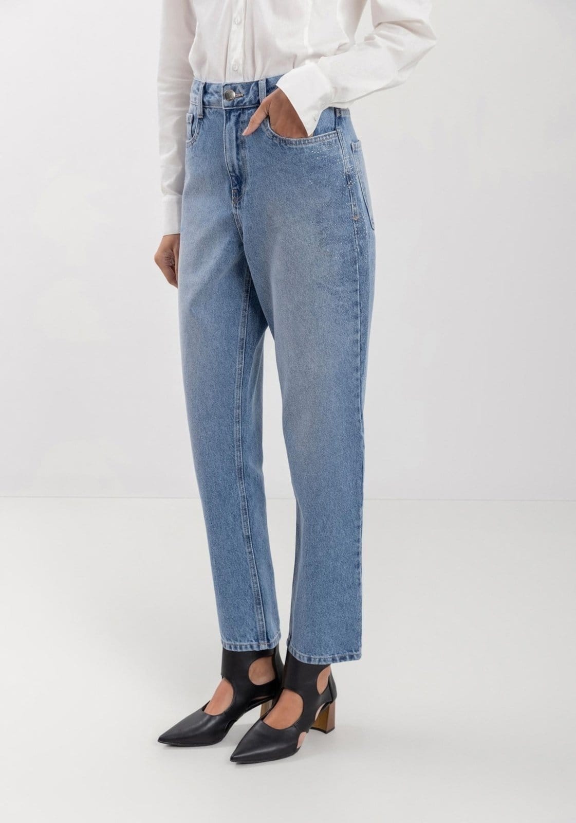 Vista 2 Calça Lez a Lez Mom Jeans Com Cintura Alta E Apliques De Strass Lez a Lez azul
