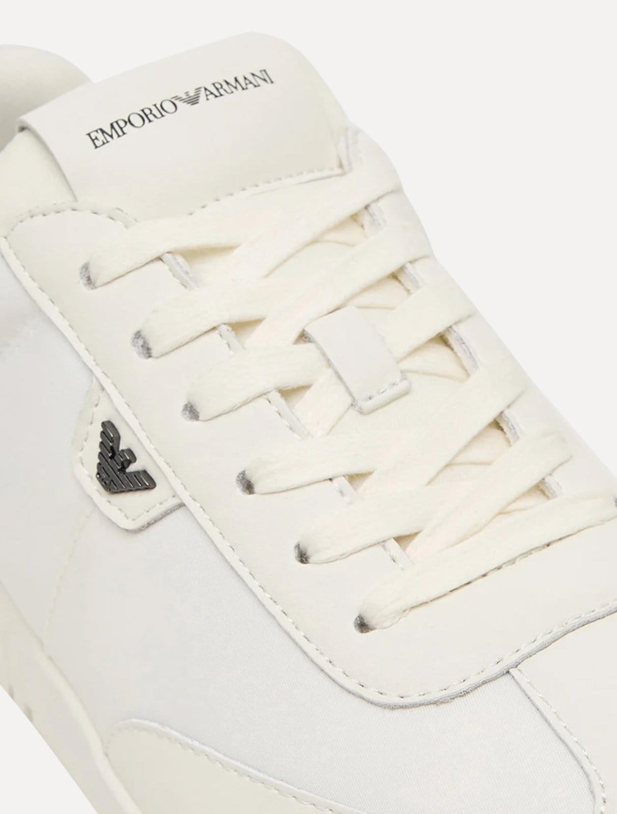 Vista 2 Tênis Empório Armani Masculino Nylon Logo Águia Emporio Armani branco