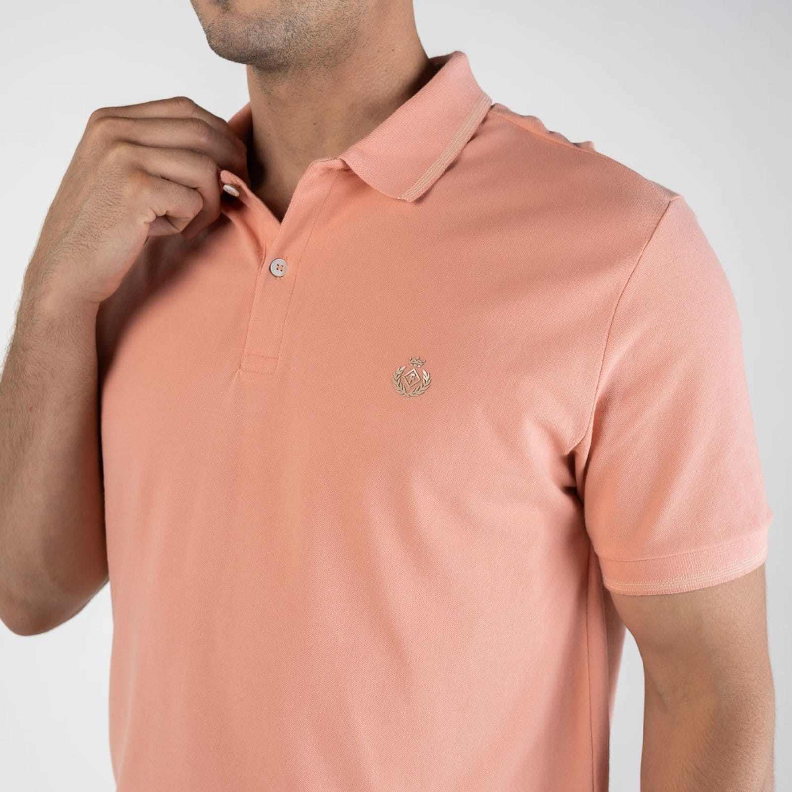 Vista 2 Camisa Polo Forum Friso Salmão Forum rosa