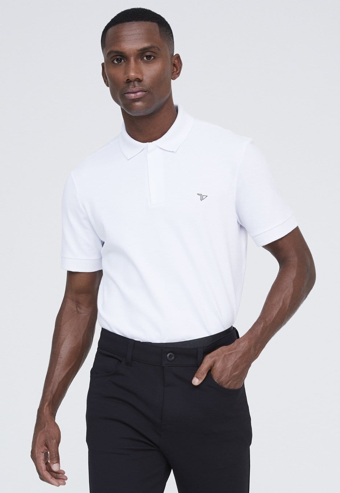 Vista principal Polo Traymon Slim Piquet Zíper Traymon branco