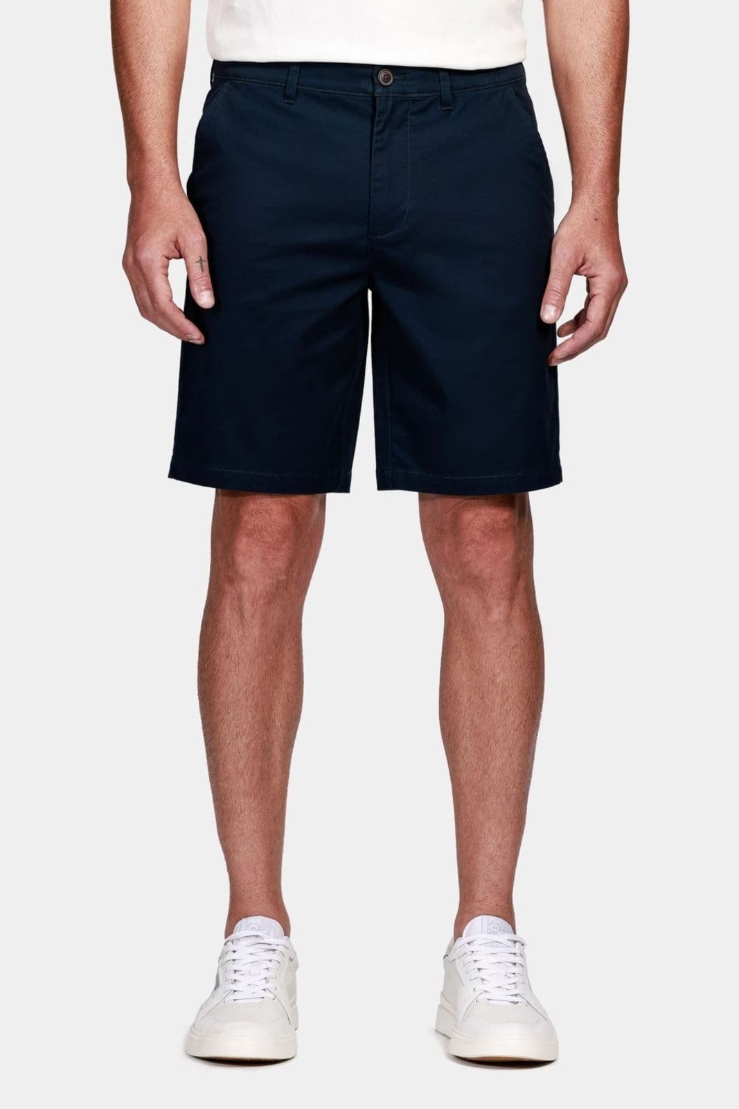 Bermuda Aramis Chino Clássica Sarja Marinho