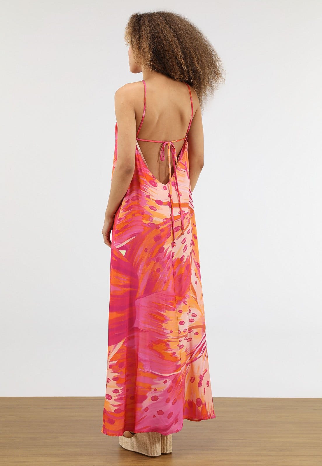 Vista 2 Vestido Feminino FARM Estampa Tropical Maxi Longo FARM rosa