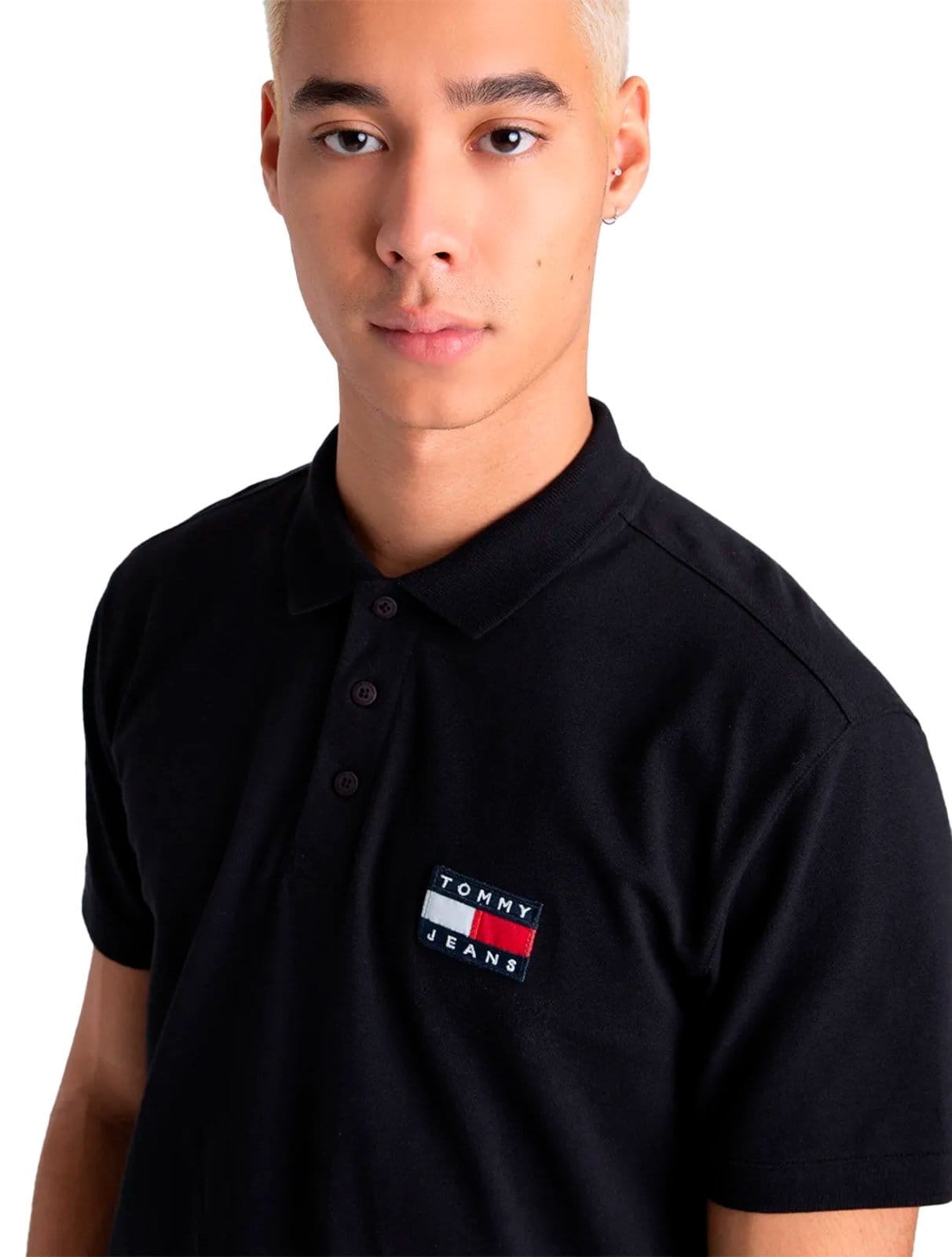 Vista 2 Polo Tommy Jeans Masculina Regular Classic Flag Badge Preta Tommy Jeans preto