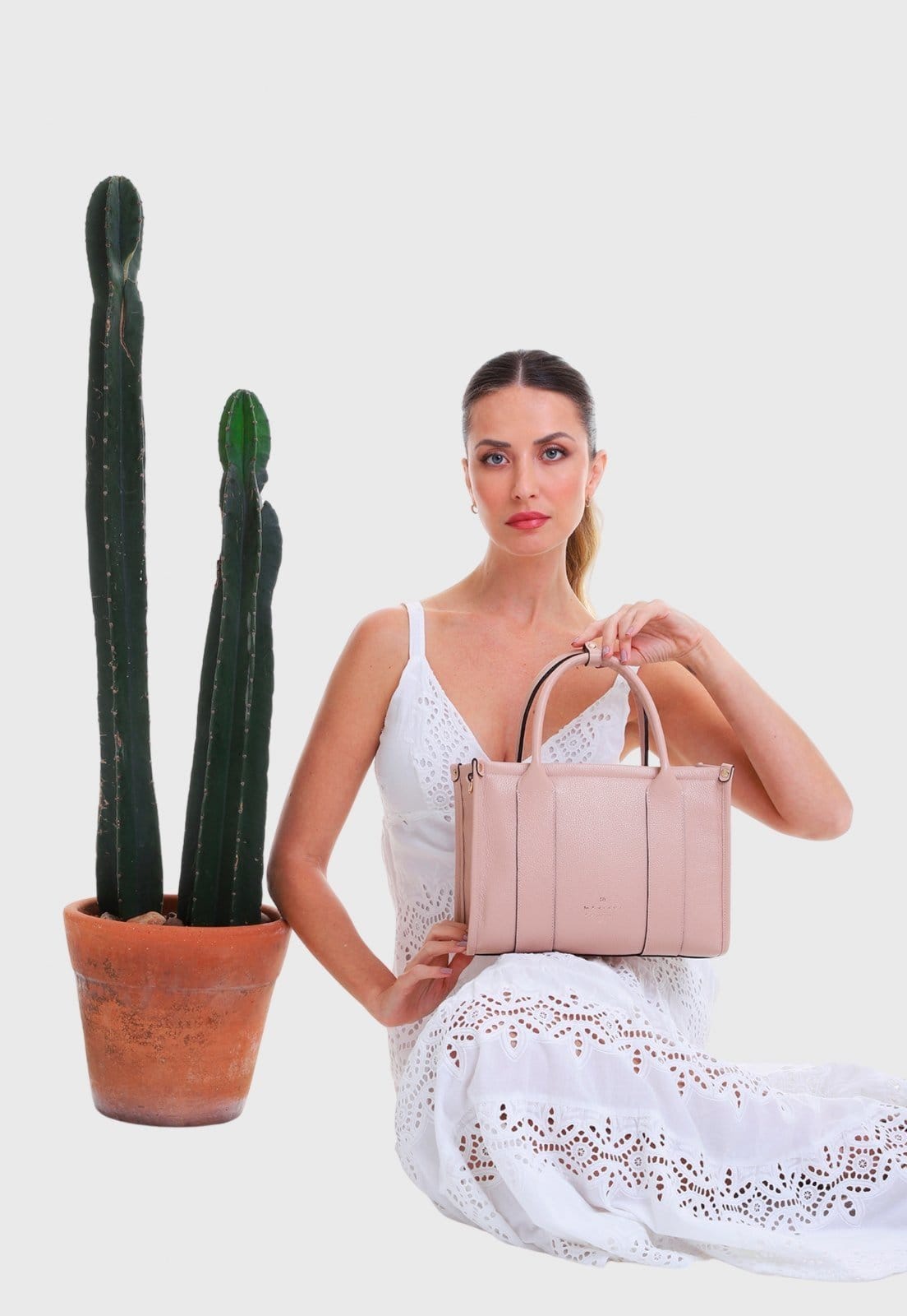 Vista 2 Bolsa Transversal Couro Mariart Acácia Creme Mariart bege