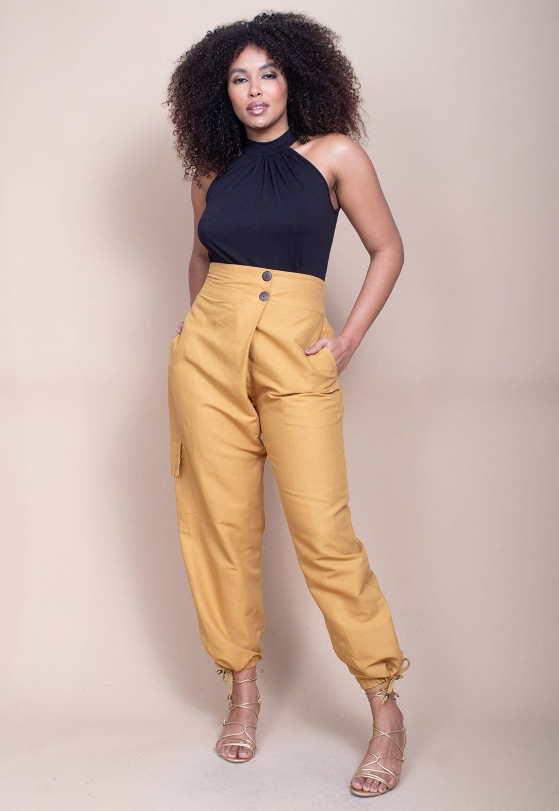 Vista 2 Calça Cabanafree Lisle Cargo Viscose Mostarda Cabanafree marrom