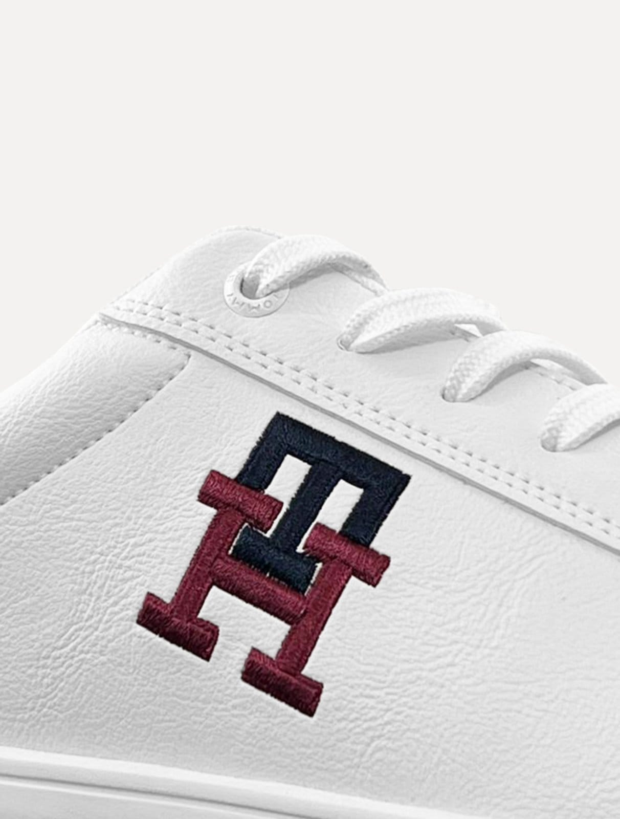 Vista 2 Tênis Tommy Hilfiger Masculino Daniel 24 Monogram Tommy Hilfiger azul marinho