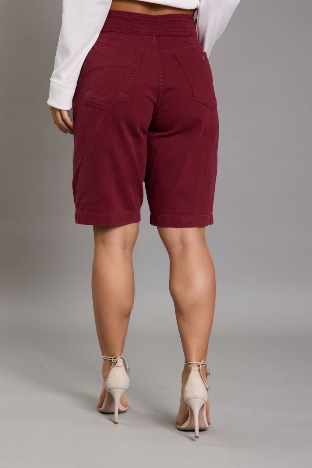 Vista 2 Bermuda Sarja Feminina Color Com Recortes Dialogo Jeans DIALOGO vinho