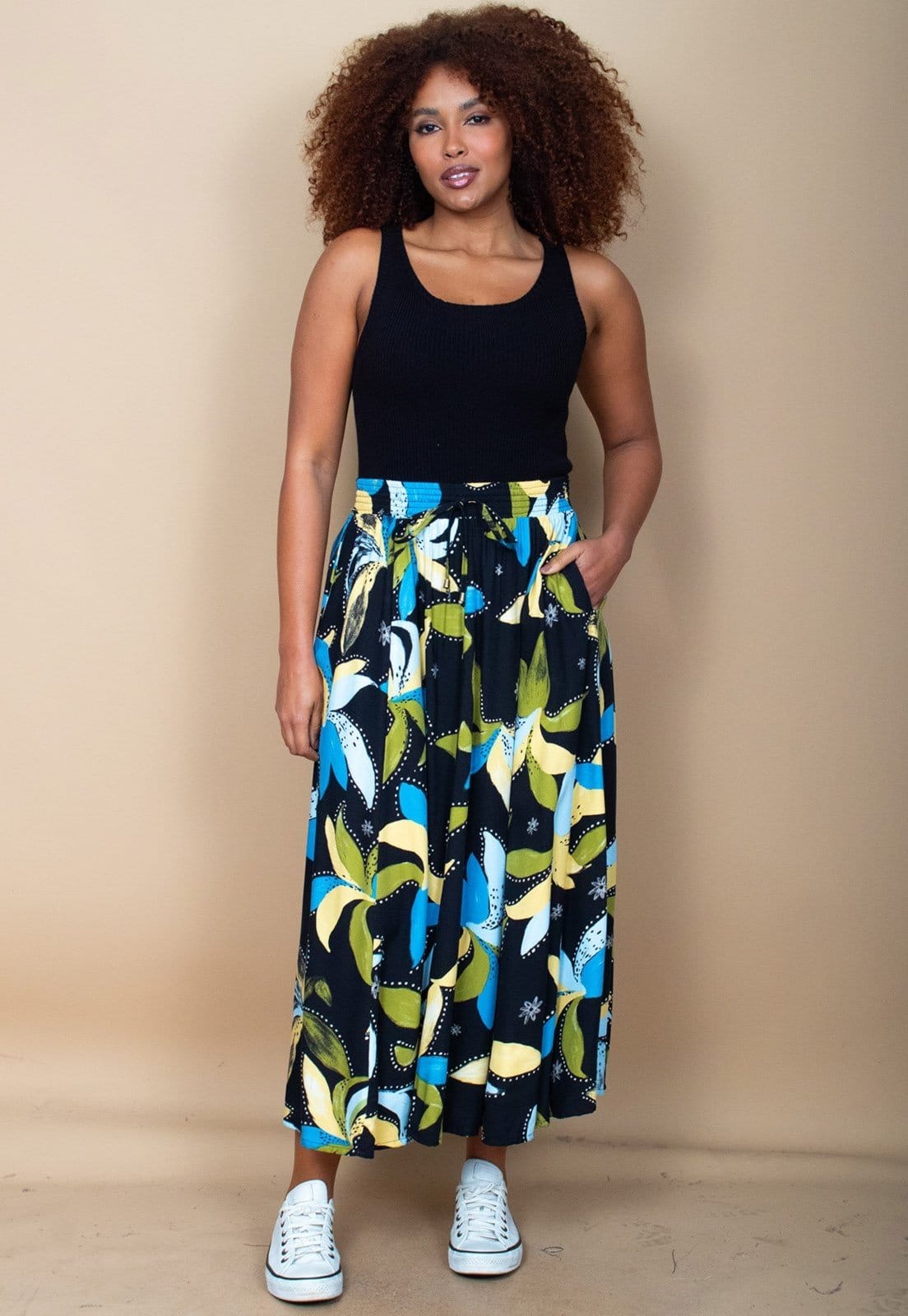 Vista 2 Saia Cabanafree Longa Viscose Estampa Jardim Noturno Cabanafree azul/estampado/multicolorido/verde