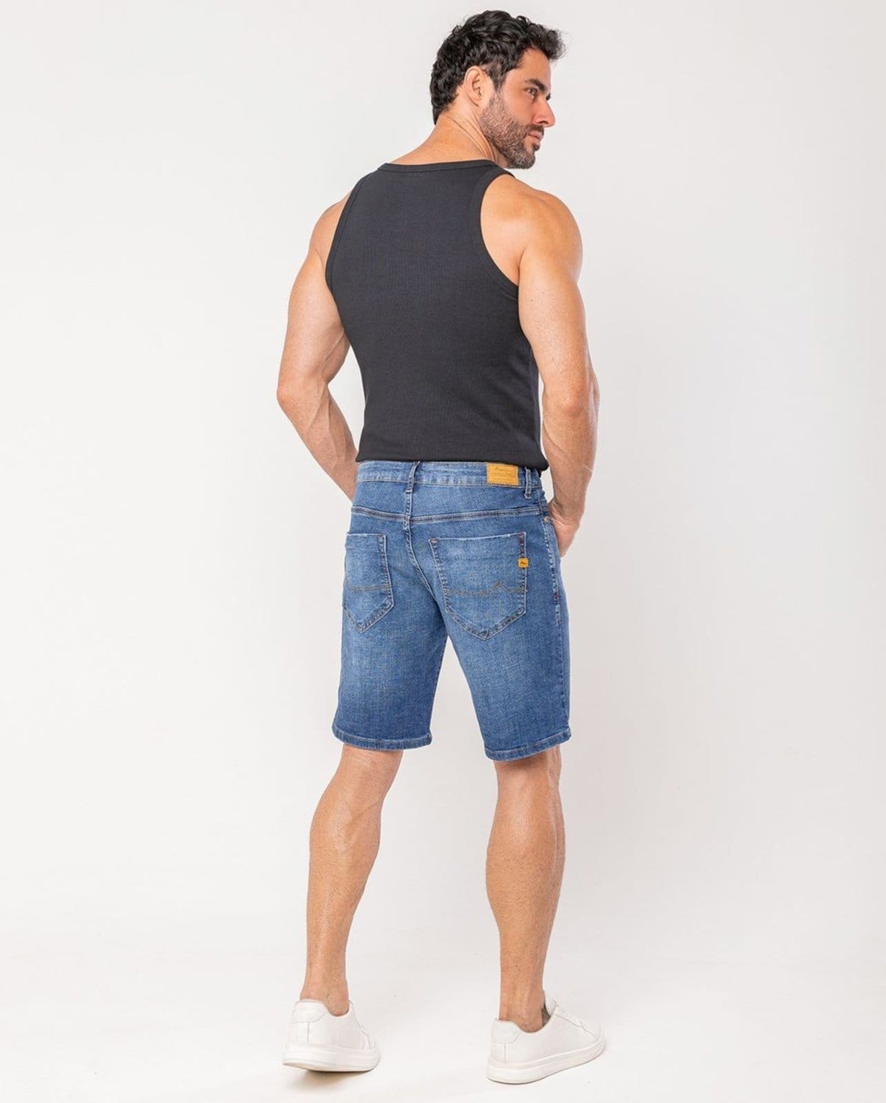 Vista 2 Bermuda Slim Fit Maculina 25095 Sky Escuro Consciência jeans