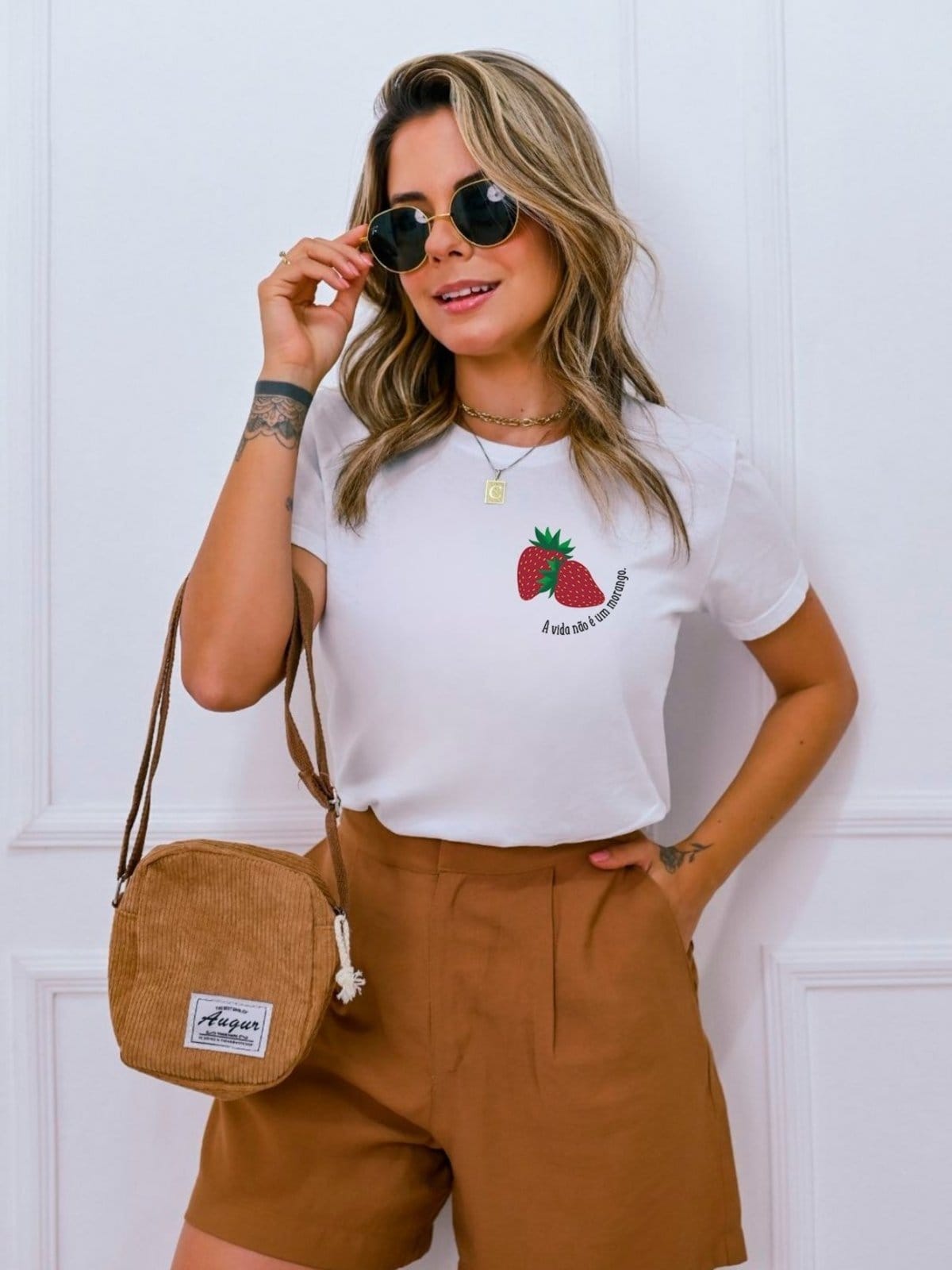 Camiseta Feminina Cianitas Branca Estampa A Vida Não É Um Morango