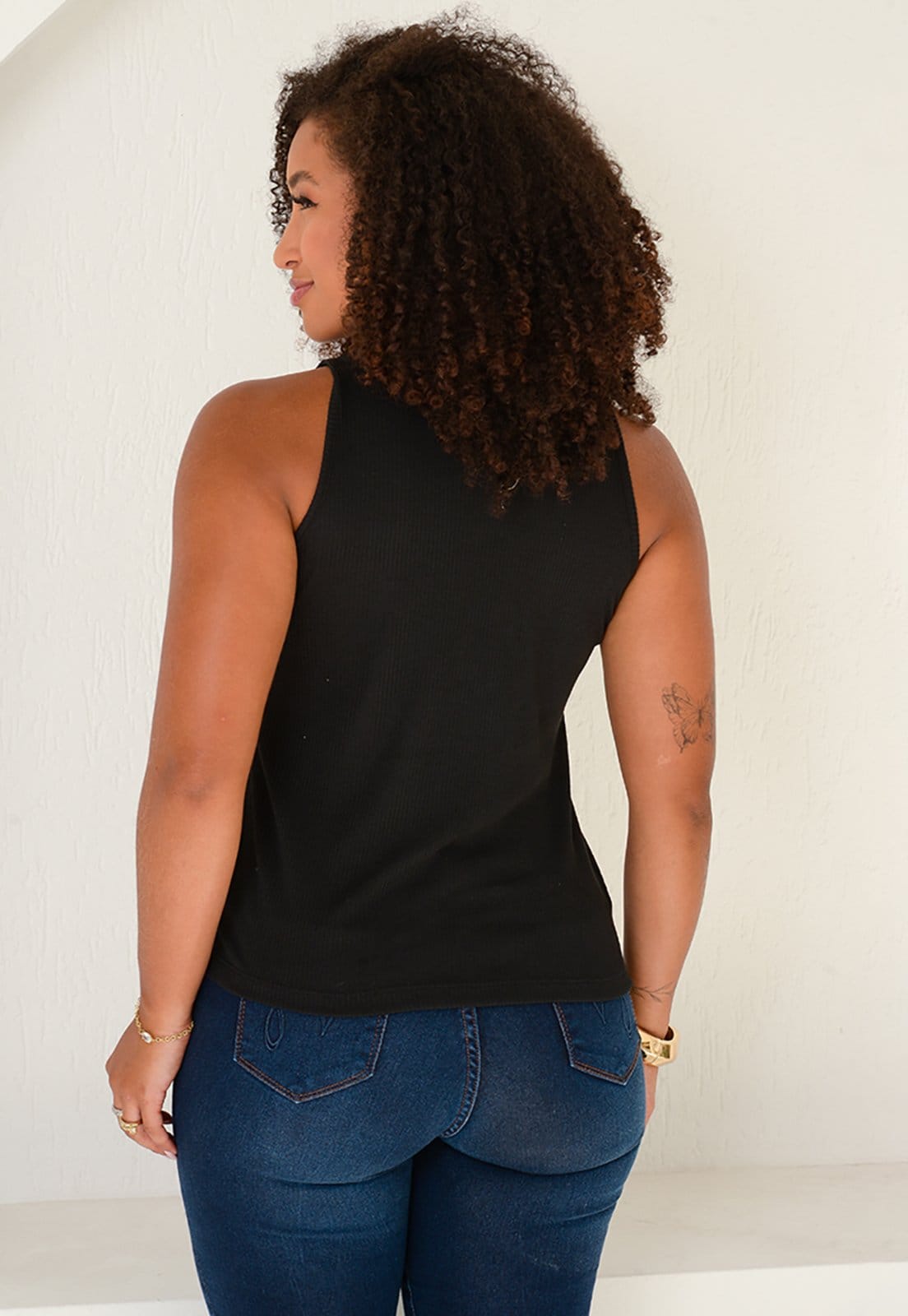 Vista 2 Blusa Camila - Regata Canelada Preta BBonnie preto