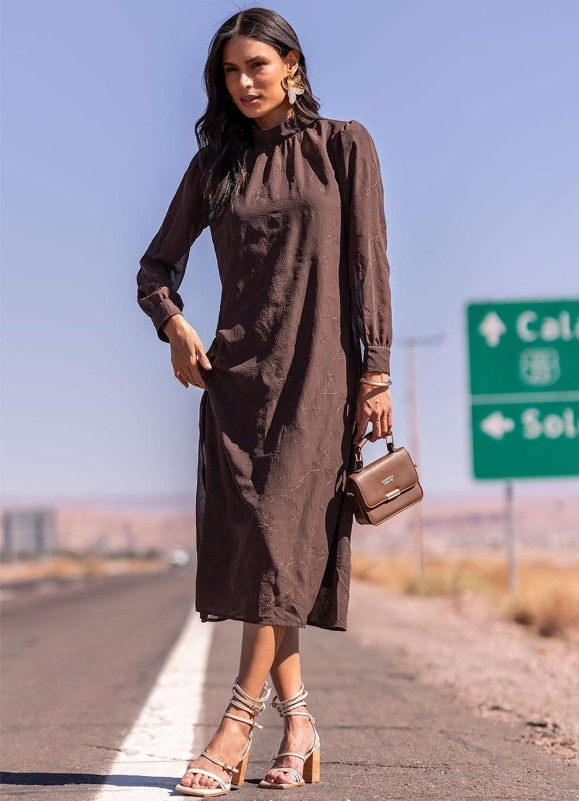 Vestido Feminino Bordado Em Chiffon Quintess