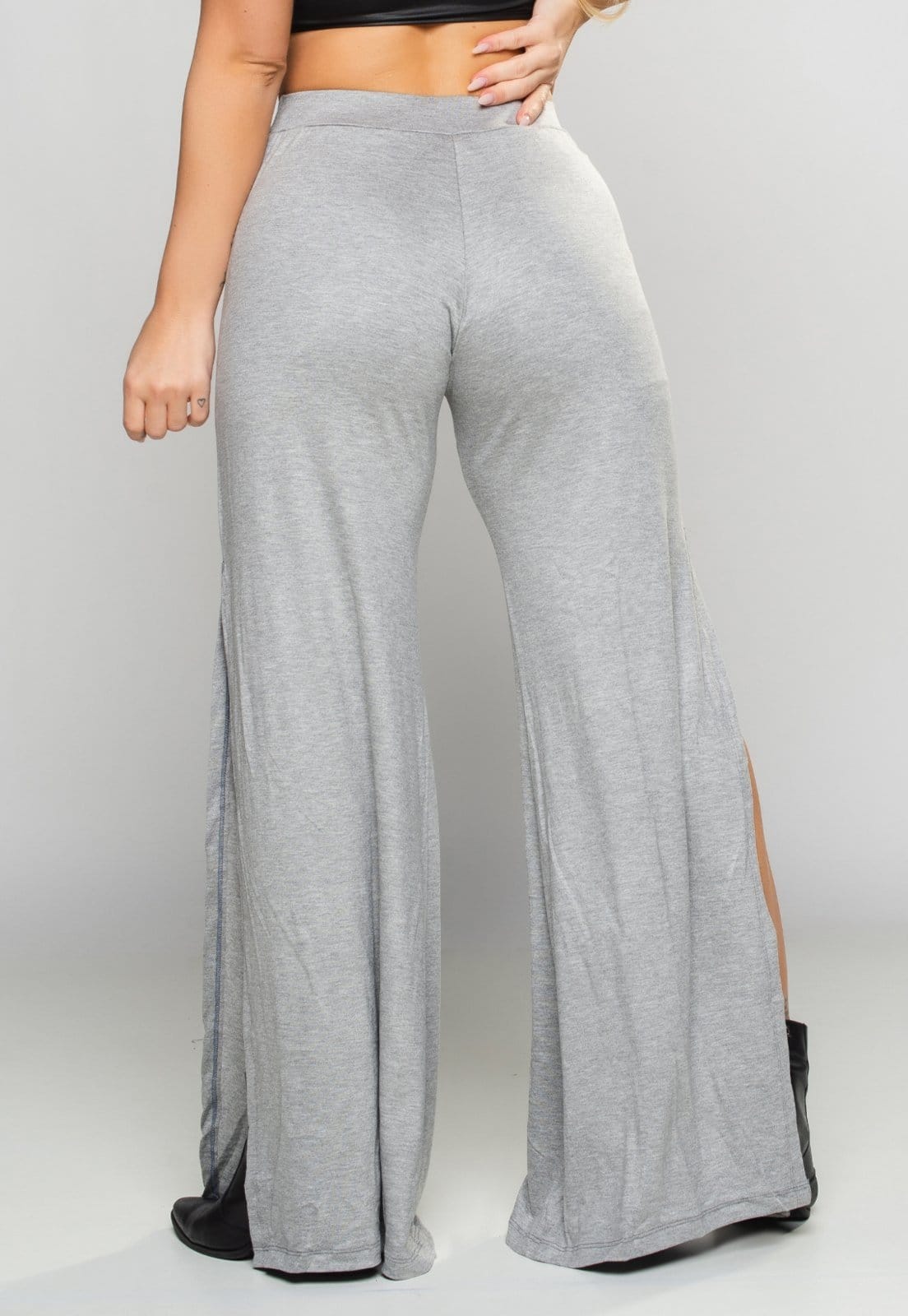 Vista 2 Calça MVB Modas Pantalona Fenda Lateral Cintura Alta Mvb Modas cinza