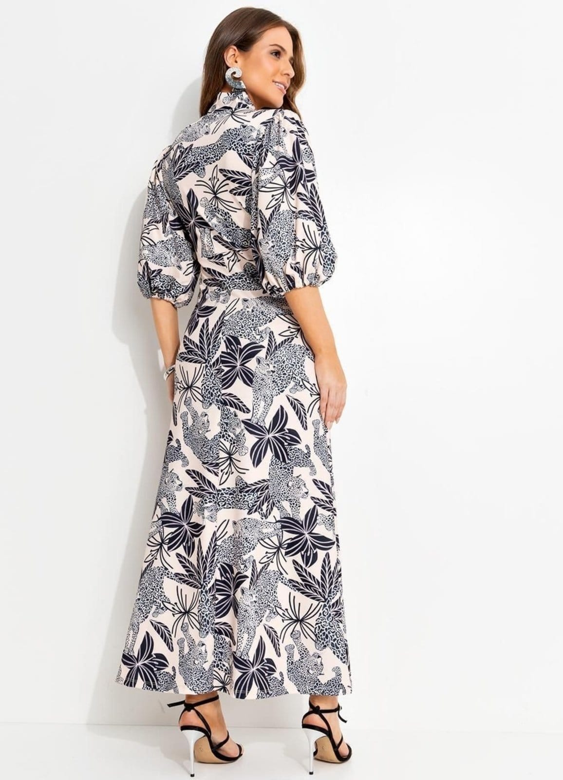 Vista 2 Vestido Feminino Onças Em Malha Fria Quintess bege