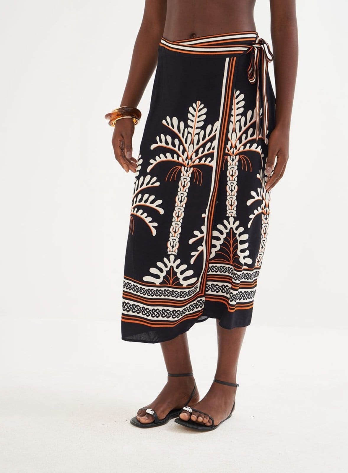 Saia Midi Estampada Com Transpasse Colcci