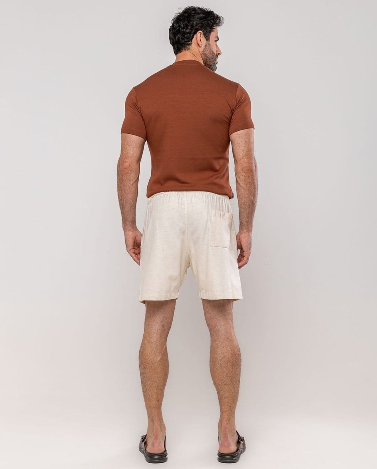 Vista 2 Bermuda Linho Masculina com Cordão 26235 Linho Consciência bege