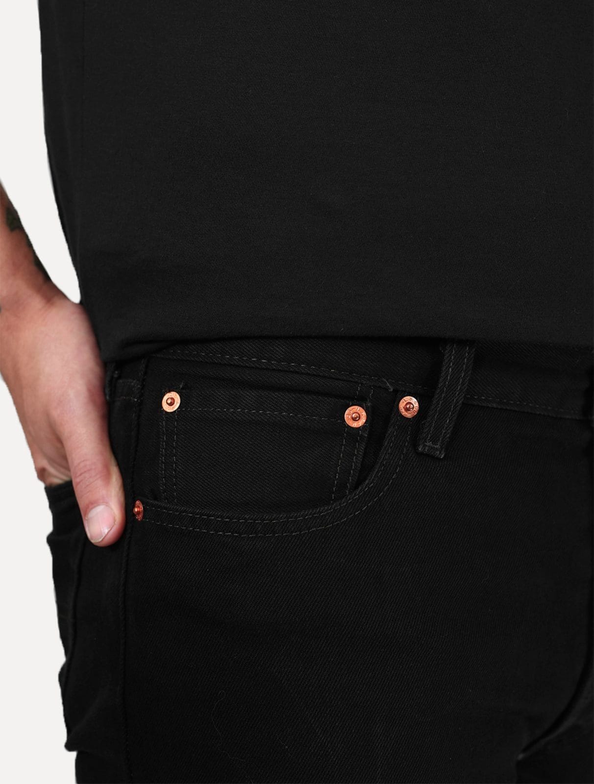 Vista 2 Calça Levis Jeans Masculina - Dark Tag 510 Skinny Preta Levis preto