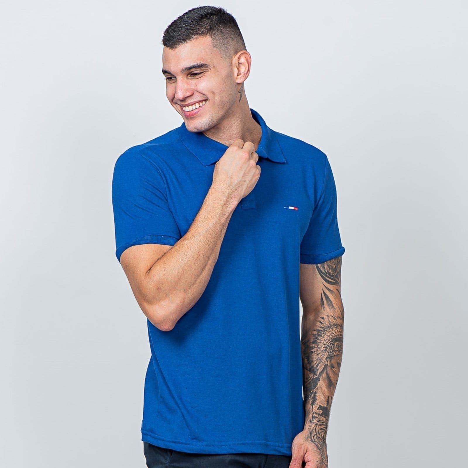 Vista 2 Camisa Polo FMF Masculina Básica Piquet no Estilo Tommy Bordado França Royal FMF azul royal
