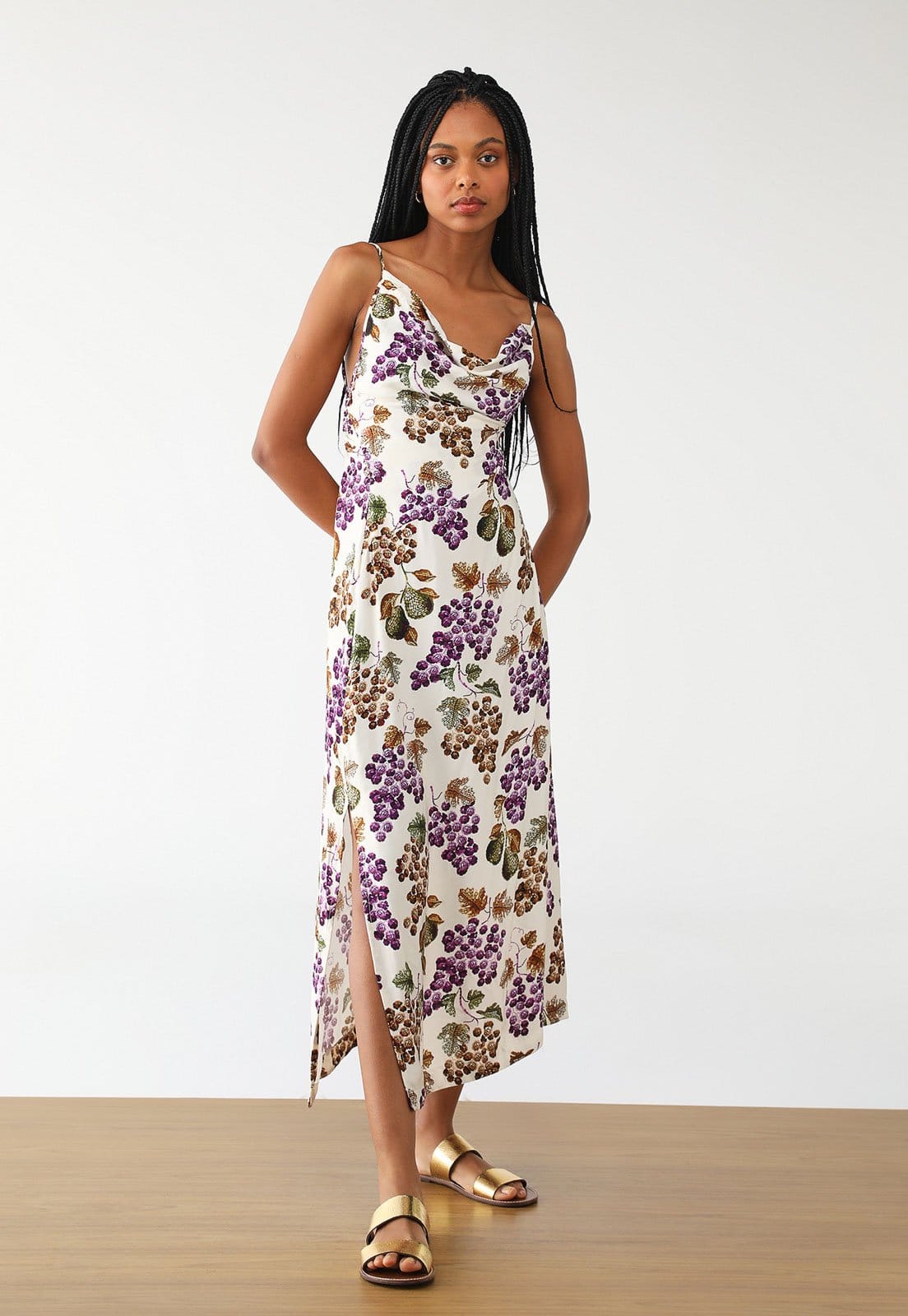 Vestido FARM Longo Alça Romance de Uva