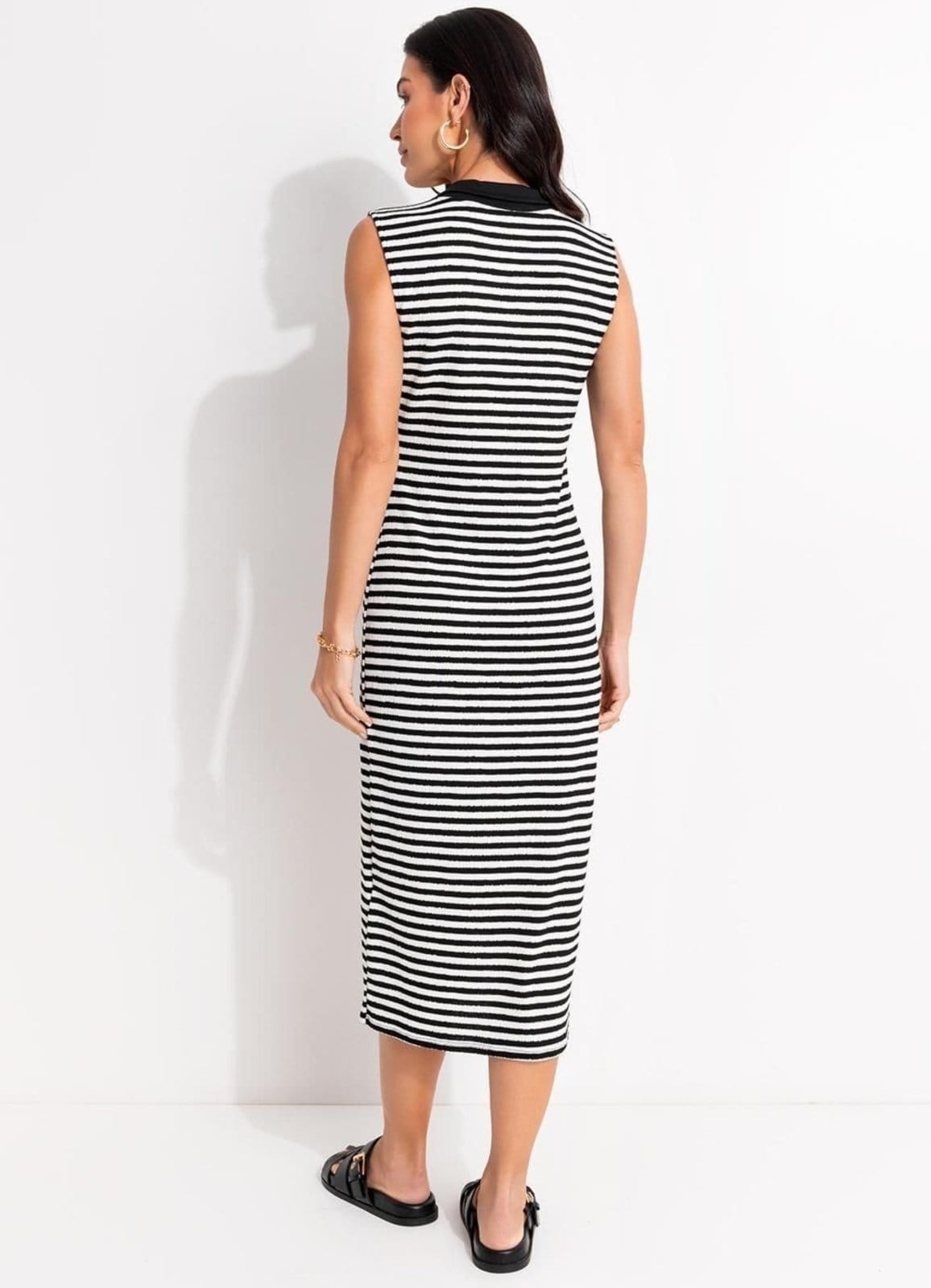 Vista 2 Vestido Em Meia Malha Quintess Listrado E Branco Quintess preto