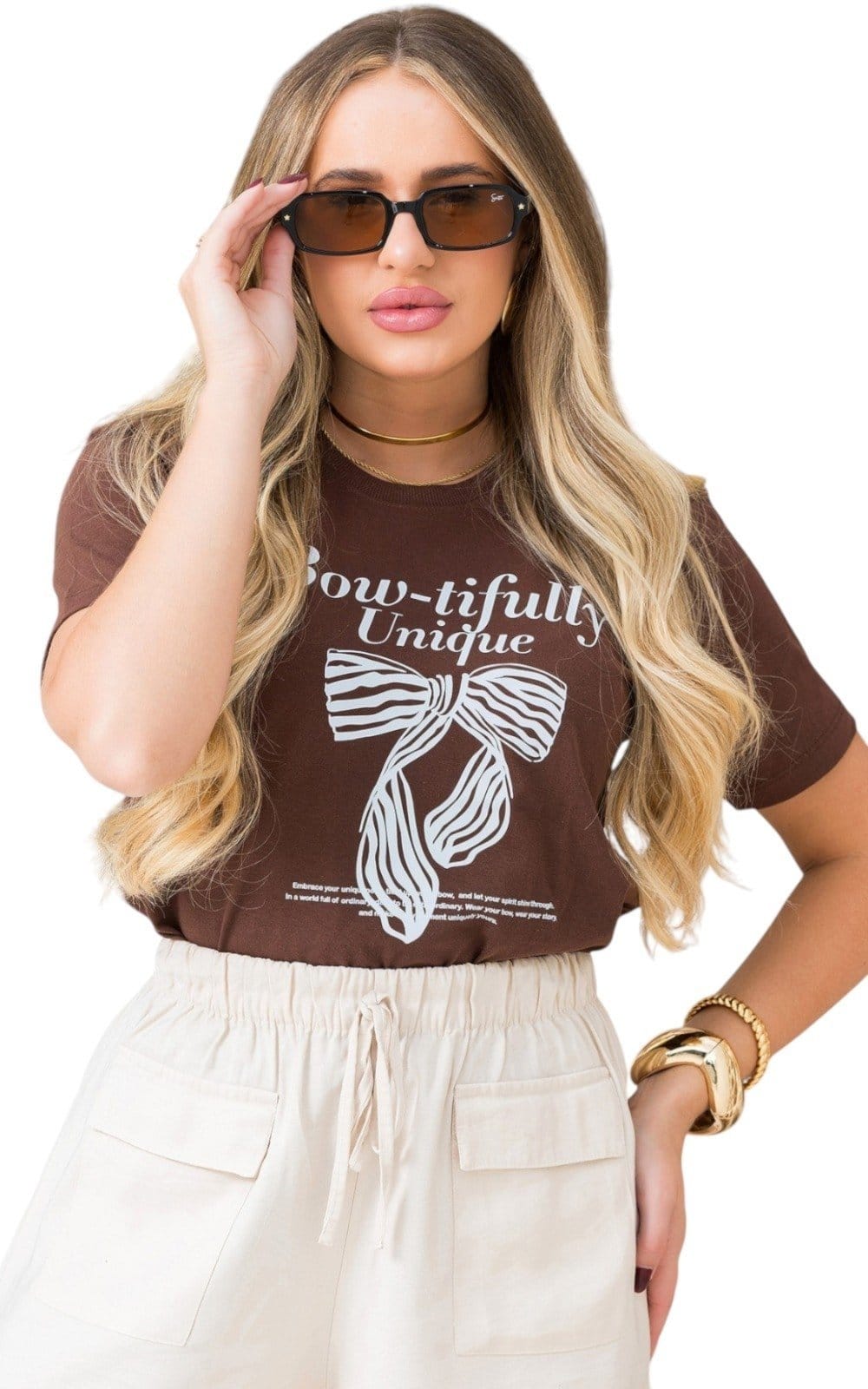 Vista 2 Camiseta Feminina Cianitas Estampa Laço Unique Cianitas marrom