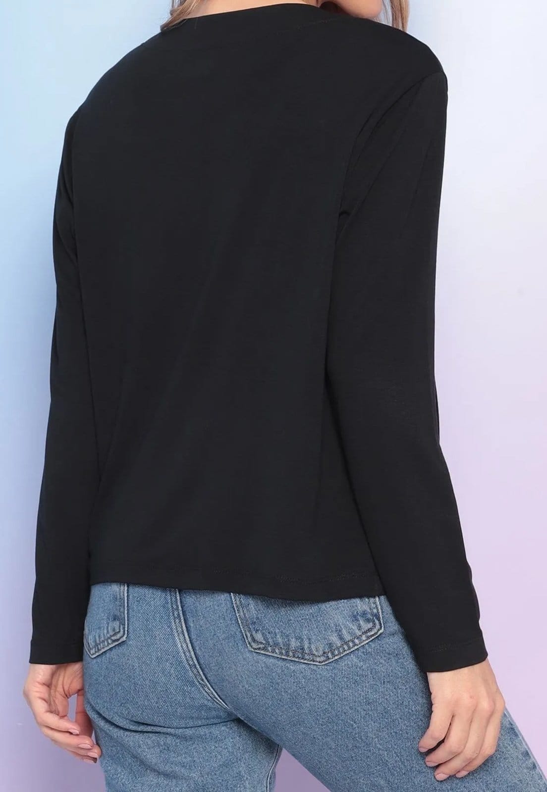 Vista 2 Conjunto Viscolycra Regata e Casaquinho Maria Paes preto