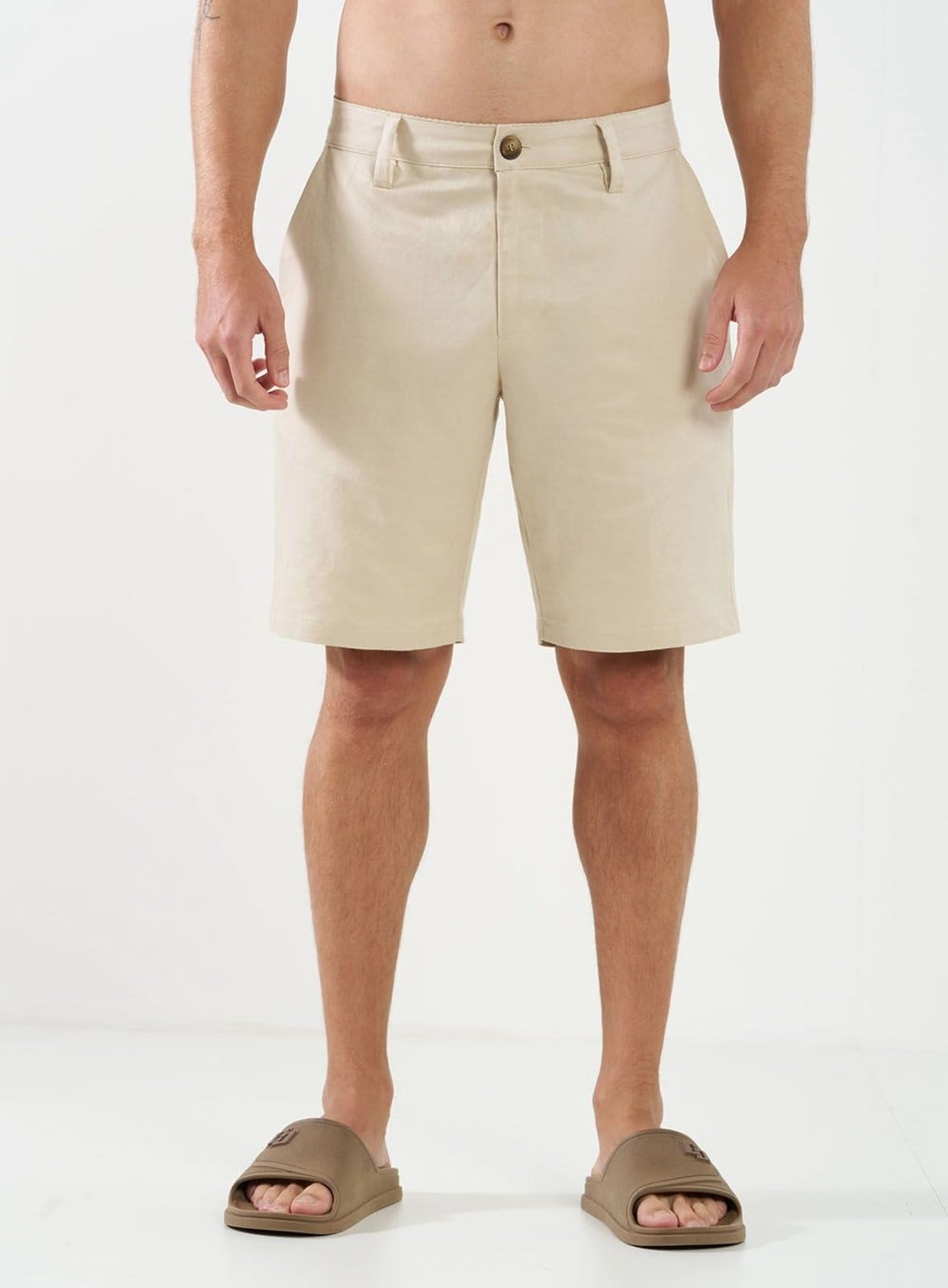 Bermuda Masculina Em Linho Colcci Taupe